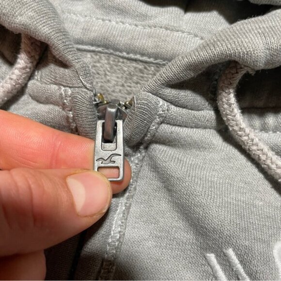 Hollister Hoodie Zip Up Sweater Medium - Picture 5 of 6